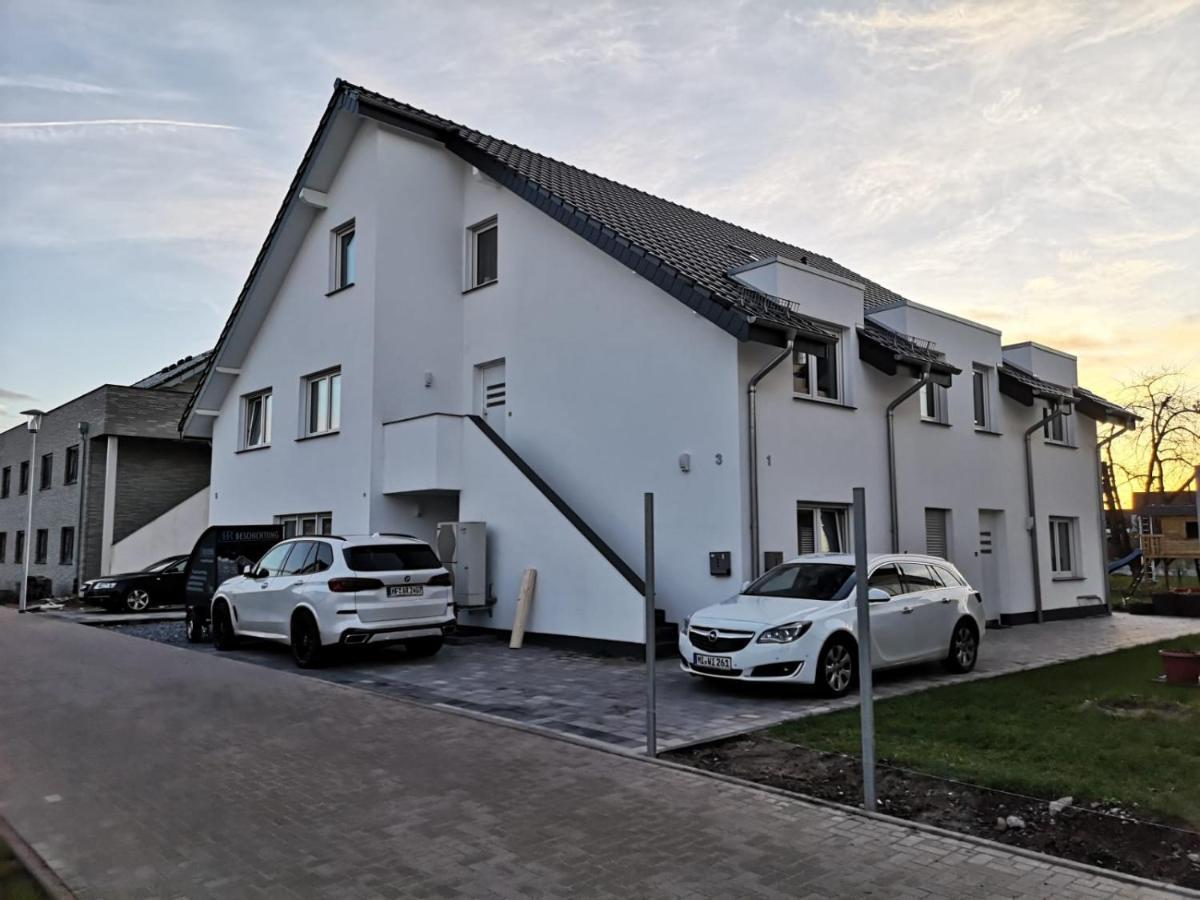 Апартаменти Modern Wohnen I Parkplatz I Wlan I Netflix I Balkon I 6 Schlafplaetze Бад-Ейнгаузен Екстер'єр фото